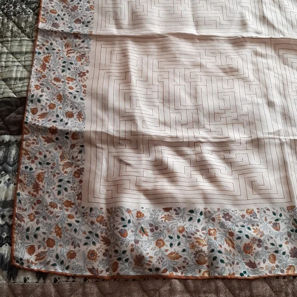 Vintage SILK SCARF, ANN KLIEN - Picture 5 of 7